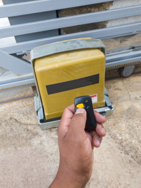 Remote Control Gate Service